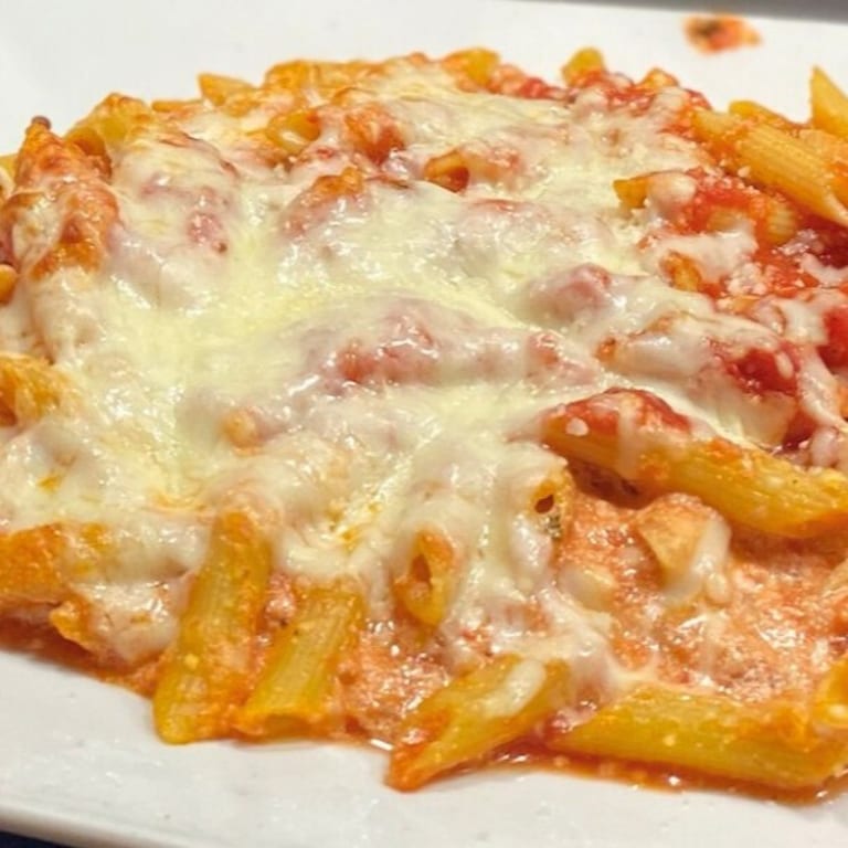 Delicious Baked Ziti Awaits